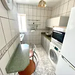 Centro Con Piscina Марбелья