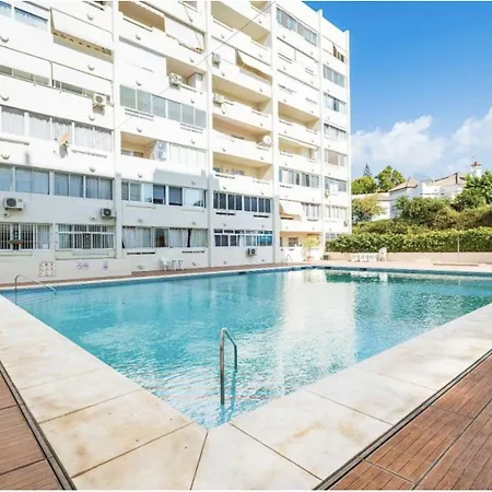 Centro Con Piscina Marbella