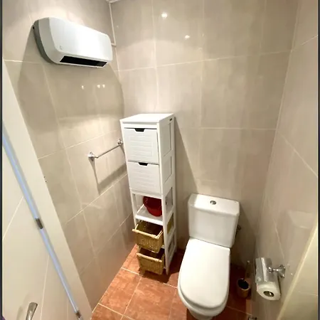 Centro Con Piscina * ماربيا