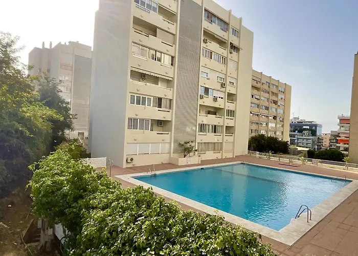 Centro Con Piscina Apartmán *