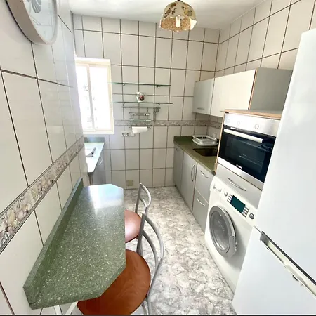 Centro Con Piscina Marbella